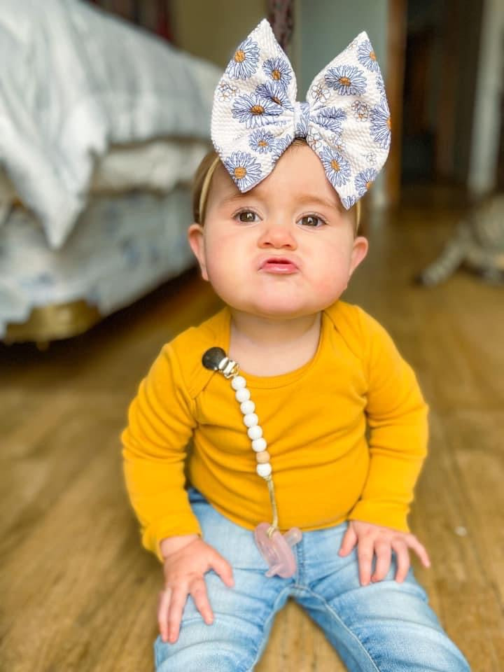 Speckled Clip Collection