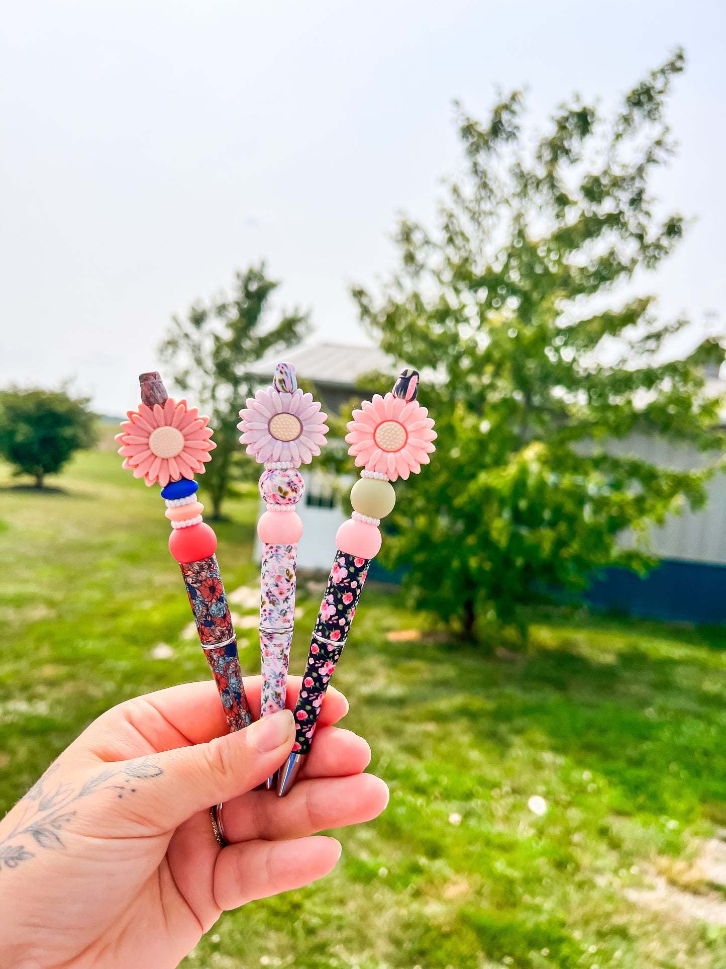 Pearlescent Floral Pens