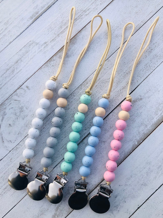 Speckled Clip Collection
